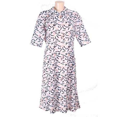 Robe médicalisée femme senior ouverte dos - claire vue face