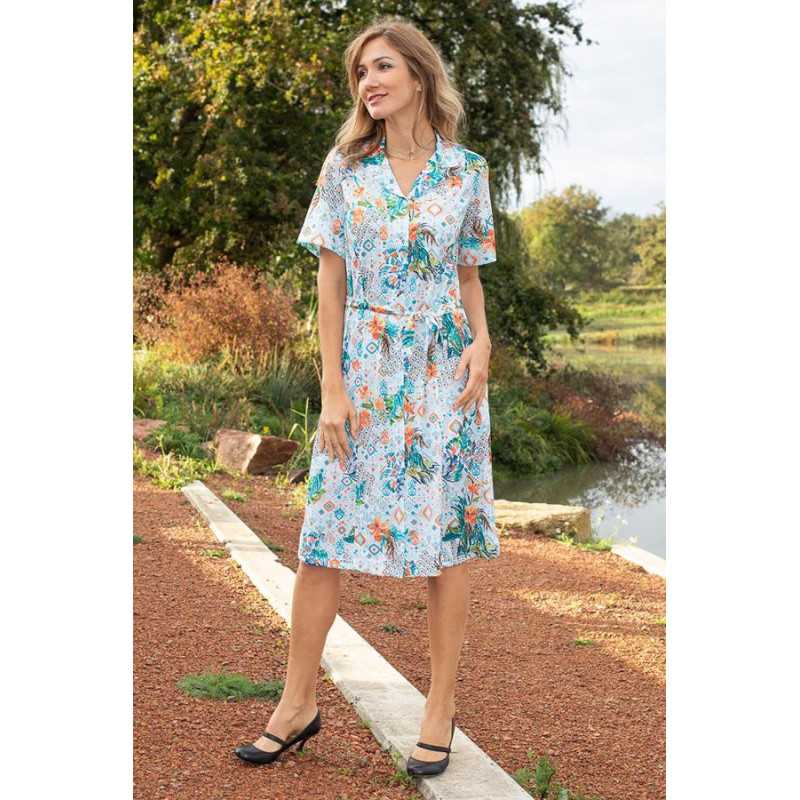 Robe portee de face