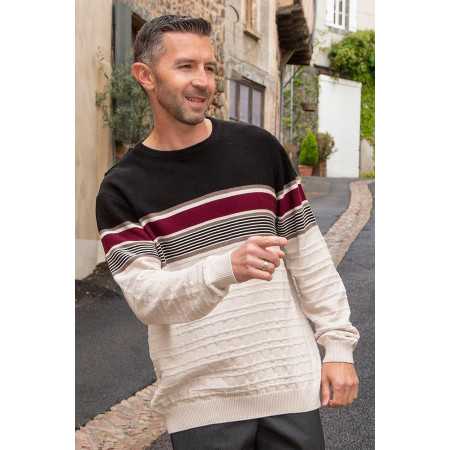 pull médicalisé homme senior ouverture dos