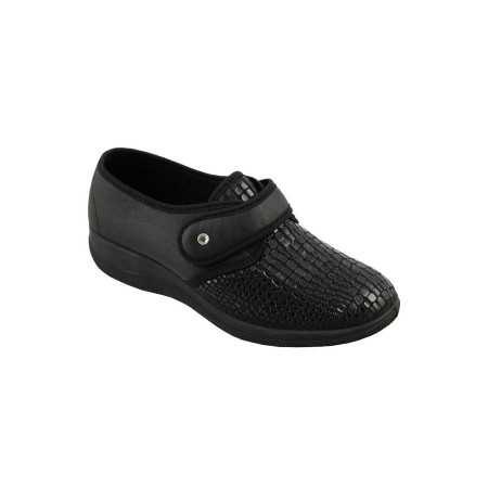 Chaussures noires élégantes faciles à enfiler femme senior