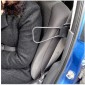 Tire ceinture de sécurité positionné sur ceinture