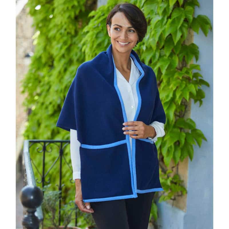 Etole polaire rose avec poches bleue Etole polaire rose avec poches bleue