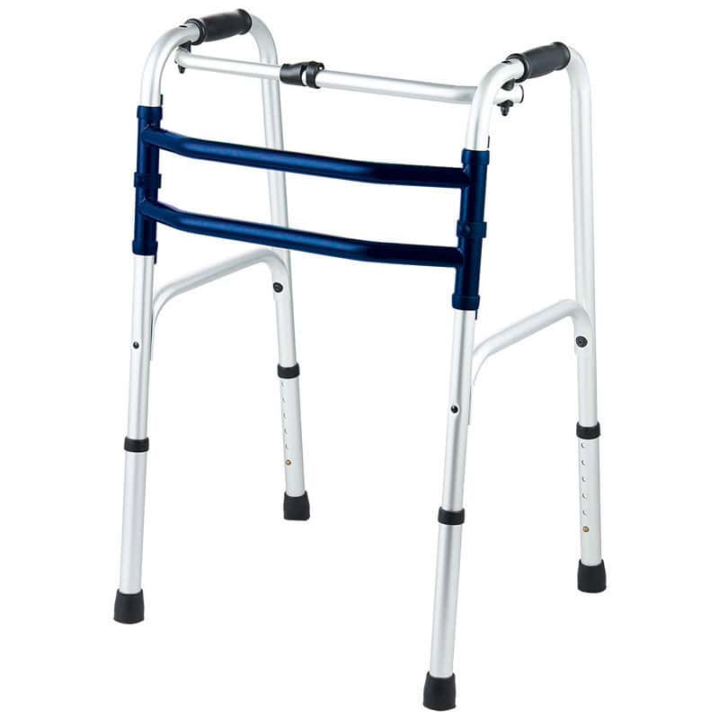 Déambulateur pliable sans roues vu de trois quart Déambulateur pliable sans roues vu de trois quart