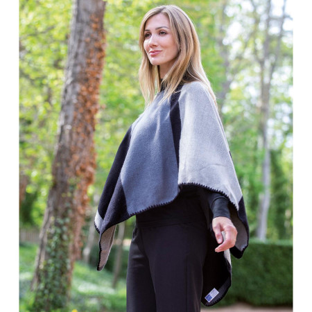 Poncho graphique tons gris
