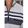 Polo gris col poche poitrine