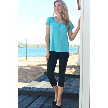 Top MC col dégagé turquoise tenue 