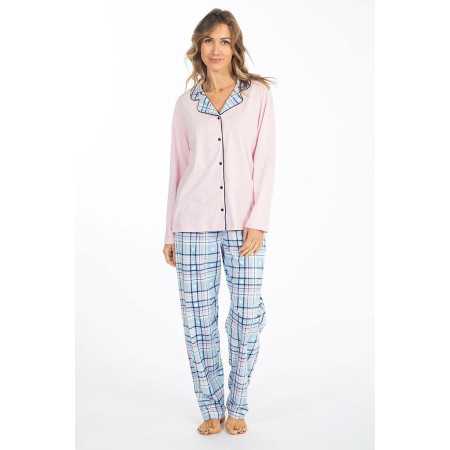 Pyjama femme senior motif carreaux et uni manches longues femme debout
