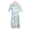 Robe médicalisée petites fleurs pour femme senior ouverture dos par pressions