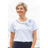 Top blanc pour femme senior avec belle broderie - 100% coton