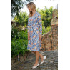 Robe médicalisée ouverte dans le dos pour femme senior coloris bleu