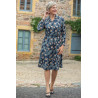 Robe ouverture dos croisé femme agée dépendante