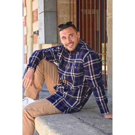 Chemise pour homme âgé (senior) avec ouverture facile par boutons avant