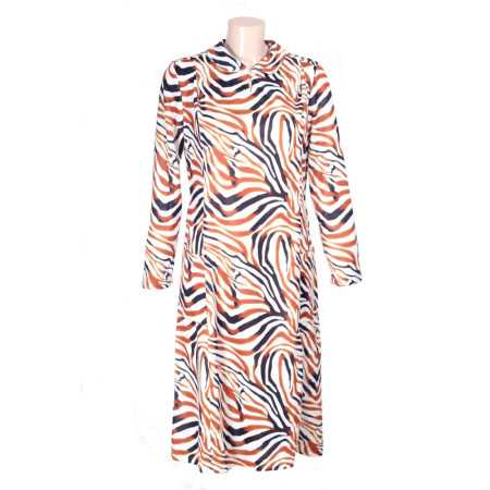 Robe médicalisée ouverture dans le dos pour femme âgée dépendante